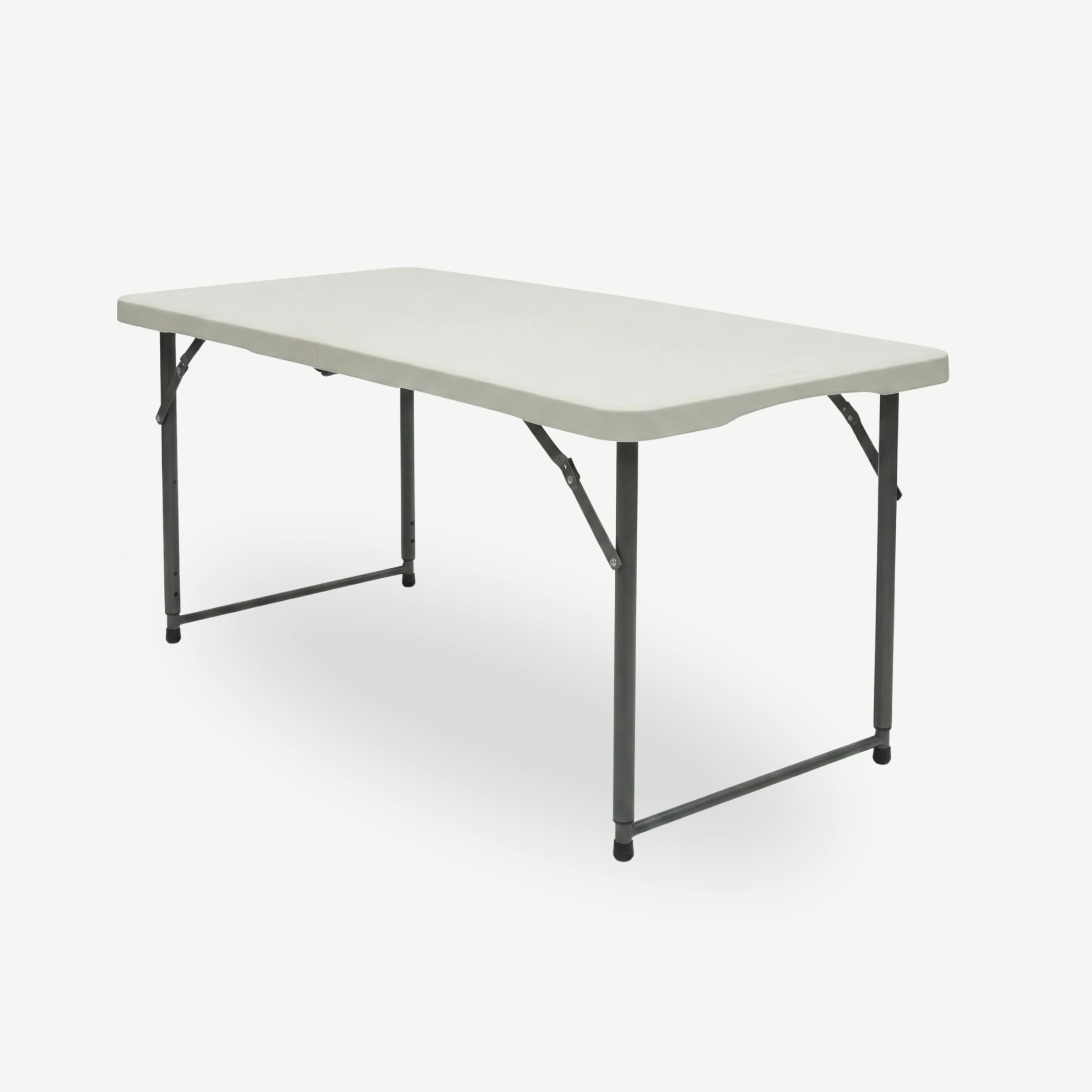 FOLDING TABLES