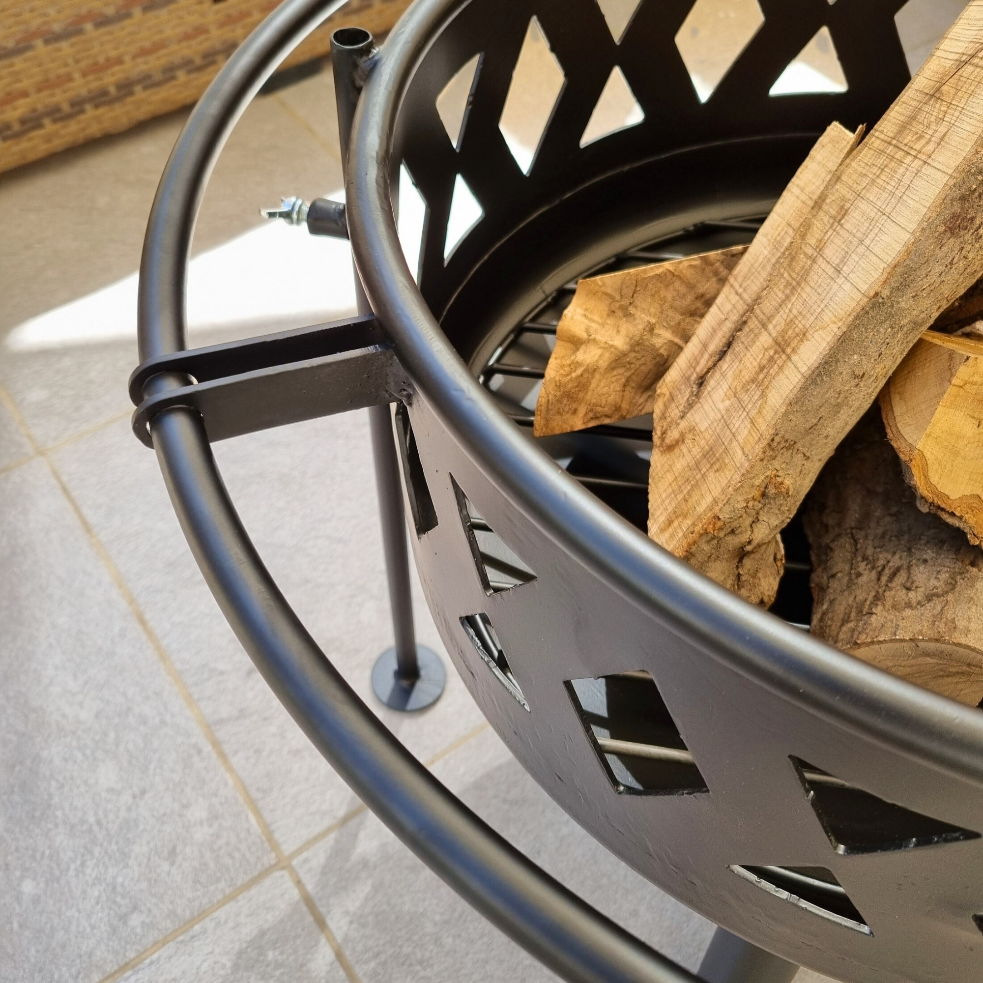 Cookerz | Cross Fire Pit & Grill