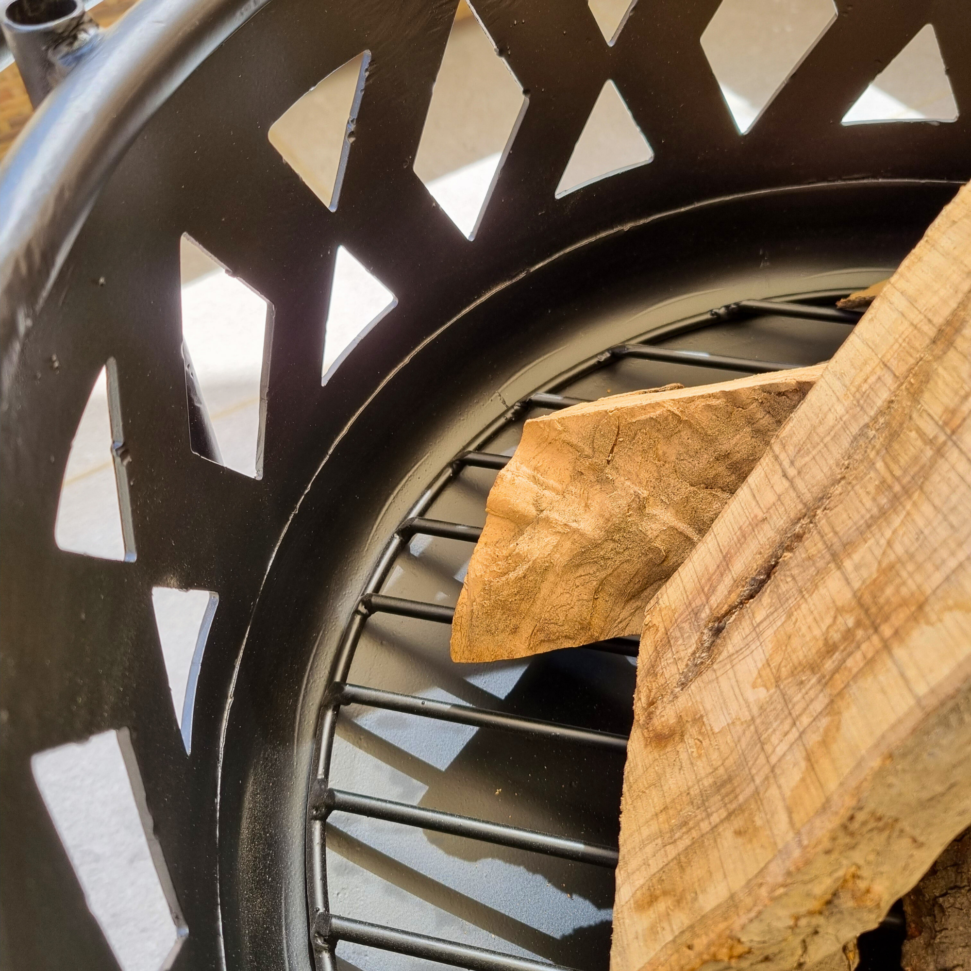 Cookerz | Cross Fire Pit & Grill