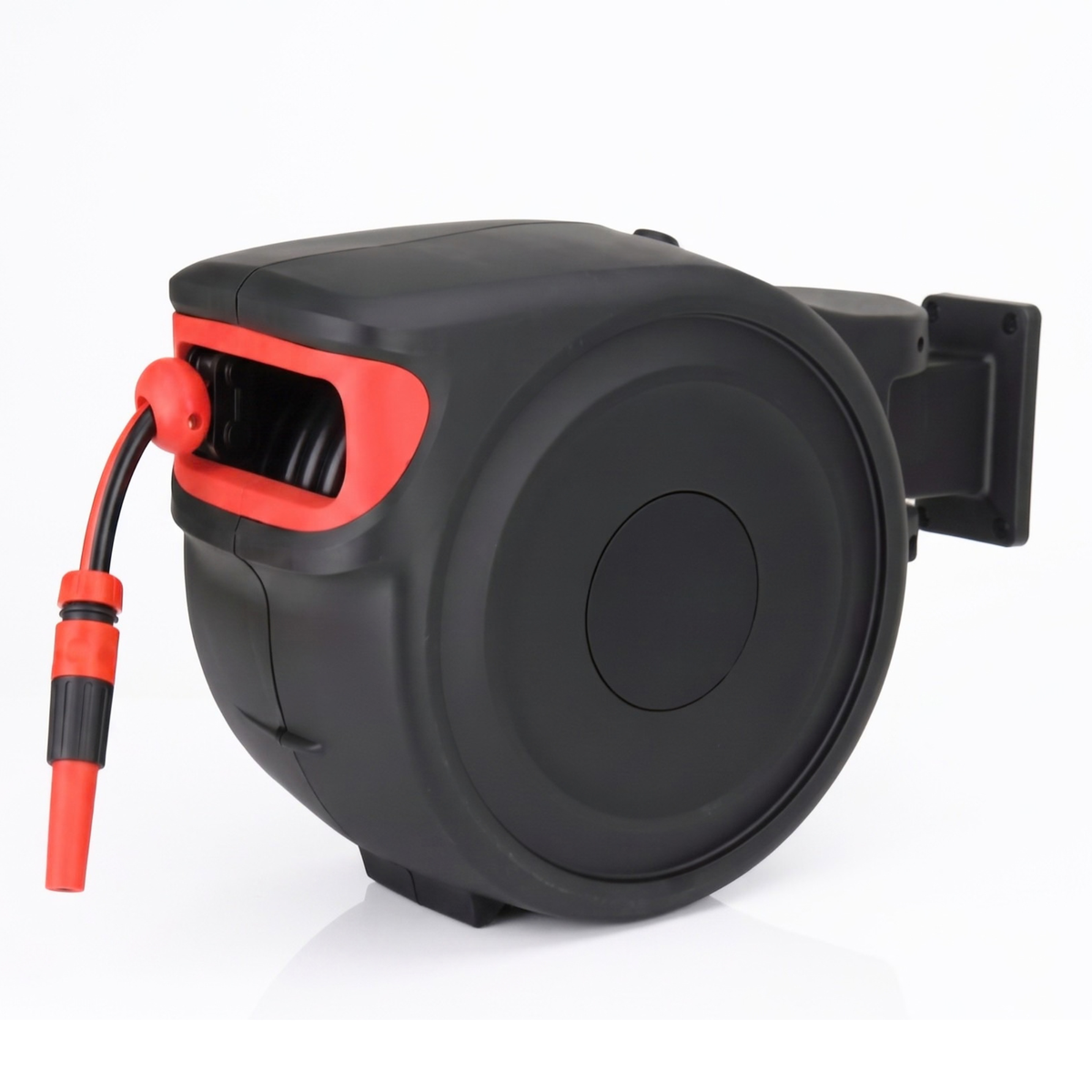 15m Automatic Hose Reel with 7-Pattern Metal Sprayer & Beechwood Post