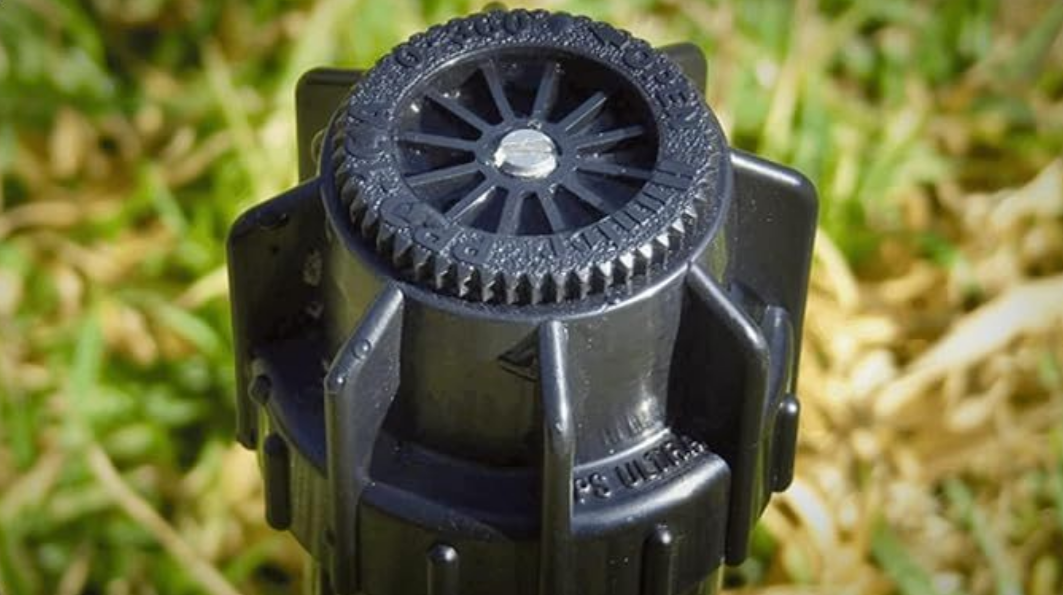 Pop-up Hunter® sprinkler + Fitting